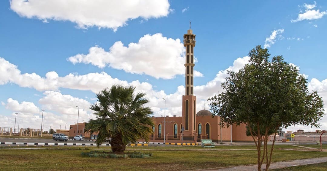 أحد المساجد المعروفة في الرس