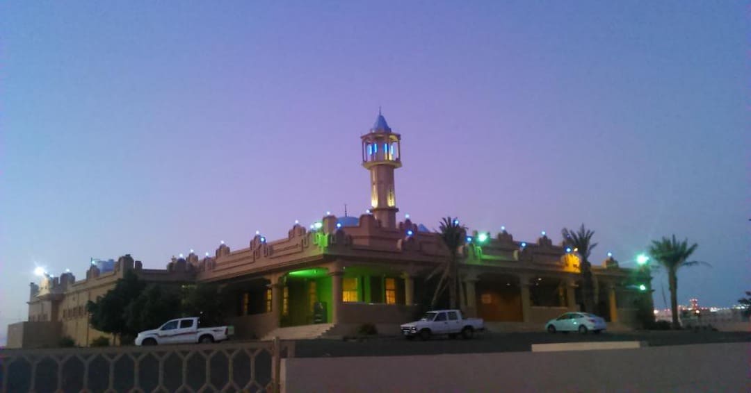 أحد المساجد المعروفة في العقيق