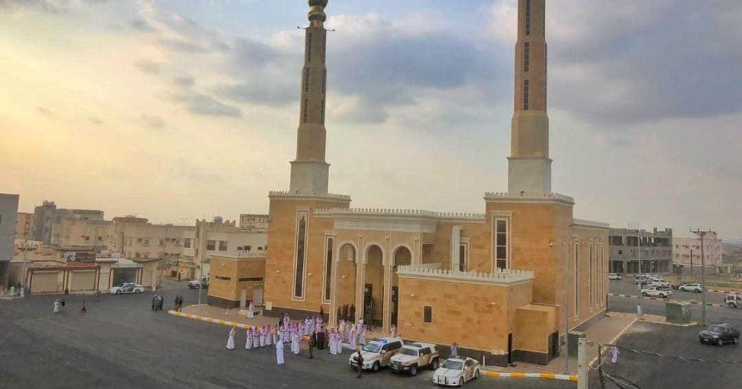 أحد المساجد المعروفة في ريع مصيدة