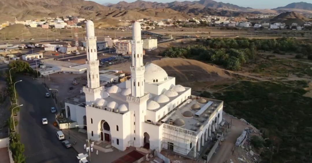أحد المساجد المعروفة في بدر